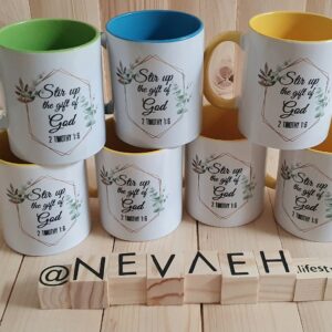 Printed mug with coloured handle and insert